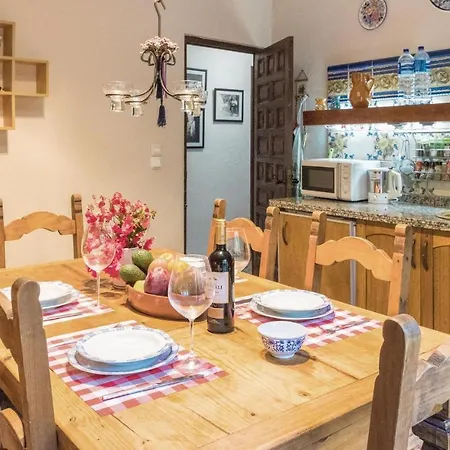Beautiful In With Kitchen Holiday home