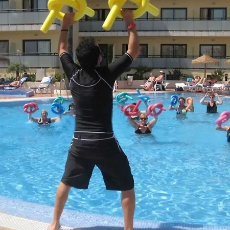 Victoria Playa Hotel 4*