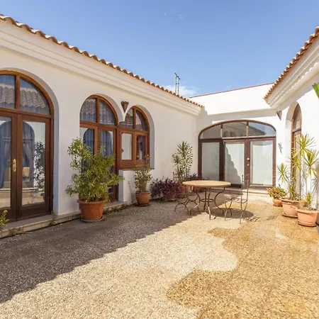 Nhà nghỉ Casa Laura