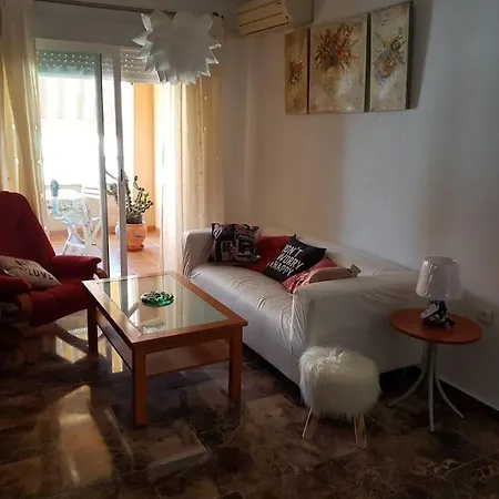 Piso Centrico Con Piscina Y Cochera Apartamento