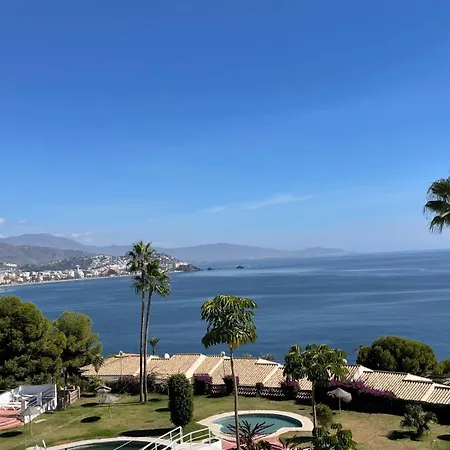 Luxury Penthouse: The Beacon At Punta De La Mona *
