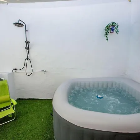 Casa Con Jacuzzi Hermanos *