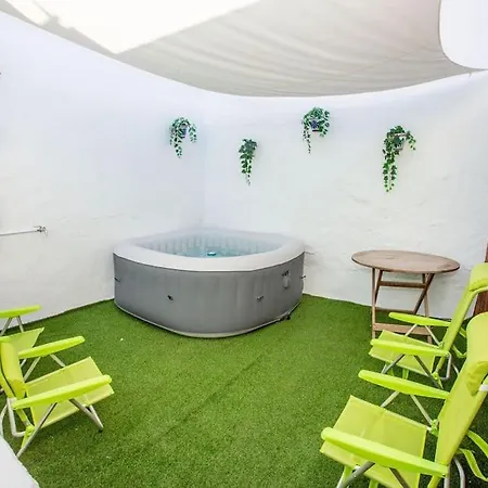 Holiday home Casa Con Jacuzzi Hermanos Almunecar