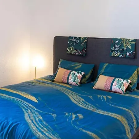 Casa Con Jacuzzi Hermanos Holiday home *