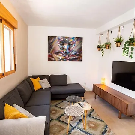 Holiday home Casa Con Jacuzzi Hermanos
