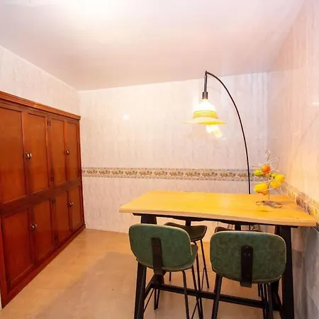 Casa Con Jacuzzi Hermanos Almunecar