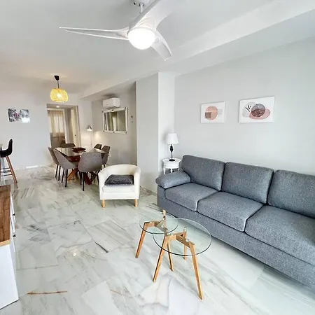 Apartamento Pushe Playa Velilla & Tradition 2 *