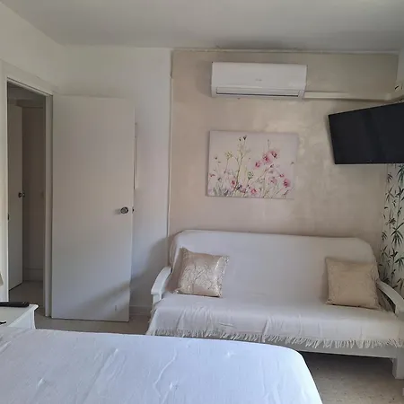 Rosalia Playa San Cristobal Wifi Netflix Almuñécar