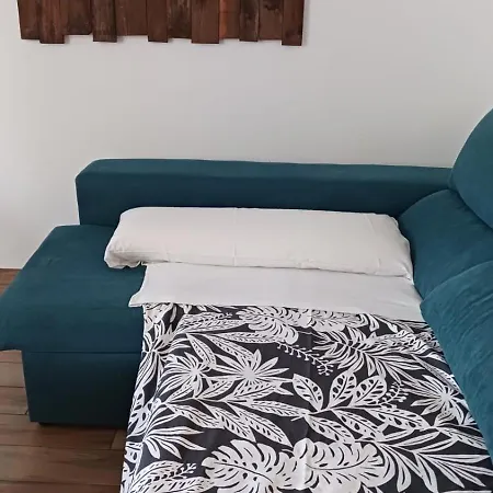 Bonito Piso Recien Reformado Con Zona De Parking Apartment *