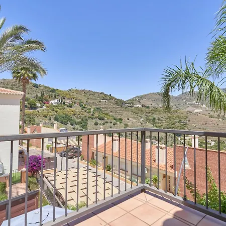 Excellent Views, And Mountain Almuñécar