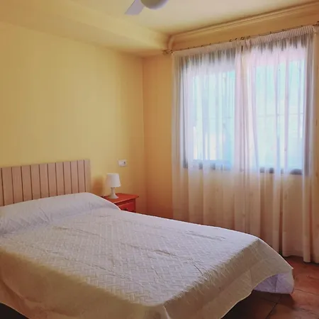 Casa Hurtado De Mendoza Pequena Vakantiehuis