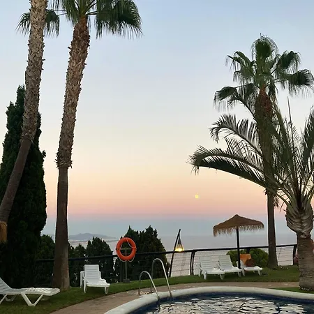 Bonita En Сasa de vacaciones Almuñécar