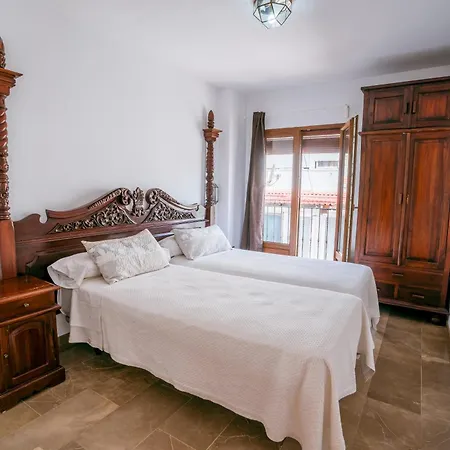 El Tranco Del Mar Apartment *