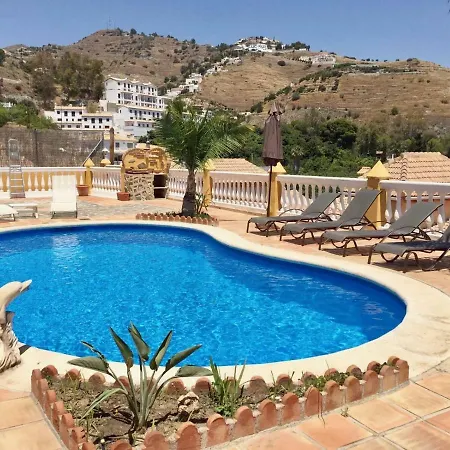Con Piscinas Y Vistas De Ensueño *