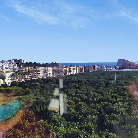 Escapada romantica con vistas al mar y a la ciudad en Almunecar Granada España *