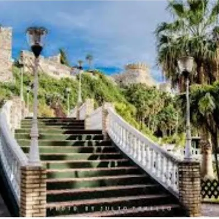 Apartamento Escapada romantica con vistas al mar y a la ciudad en Almunecar Granada España Almuñécar