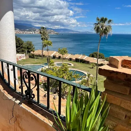 Luxury Penthouse: The Beacon At Punta De La Mona *