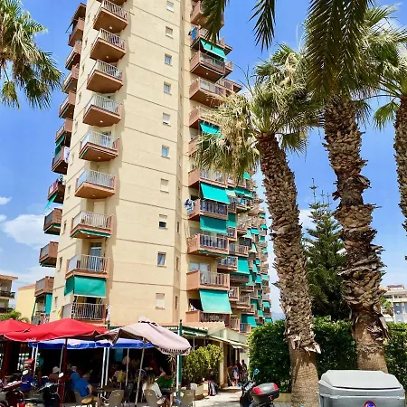 Apartamento Genial En 1a Línea De Playa Con Piscina Almuñécar
