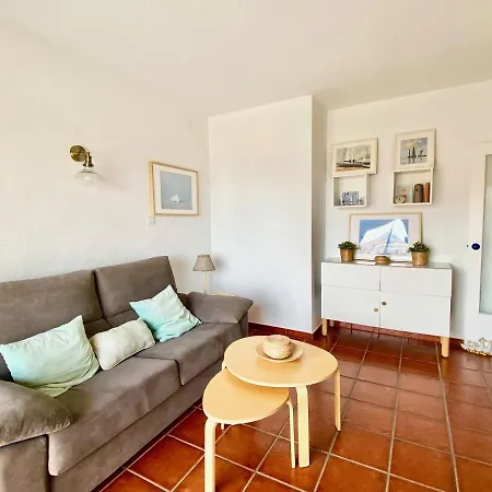Apartamento Genial En 1a Línea De Playa Con Piscina