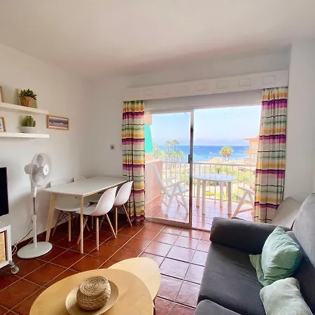 Genial En 1a Línea De Playa Con Piscina Apartamento