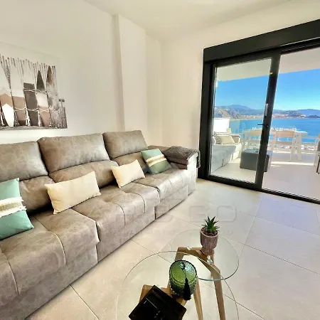 Icon Deluxe Marina Views Apartment *