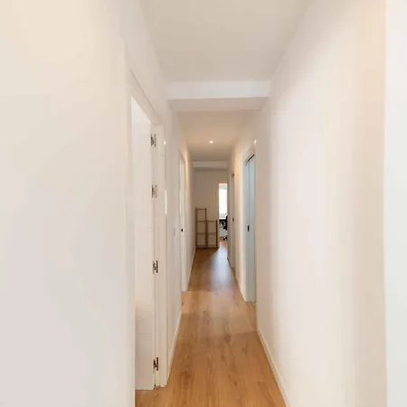 Bikini Apartment *