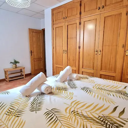 Tropical Paradise Gondolas Apartment