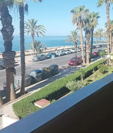 Primera Linea De Playa Cerca Del Parque Acuatico Almuñécar