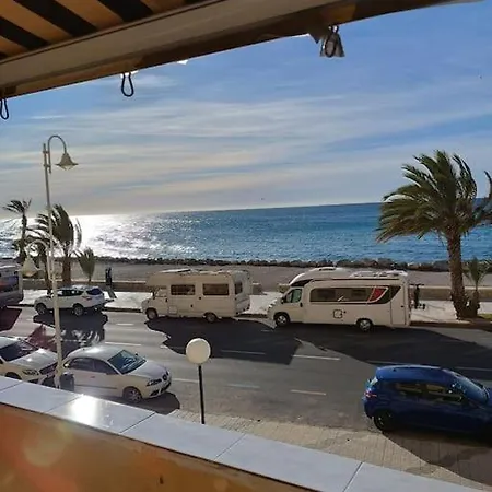 Apartamento Primera Linea De Playa Cerca Del Parque Acuatico