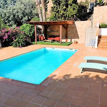 Casa Roja Villa