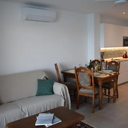 Moderno Apartment