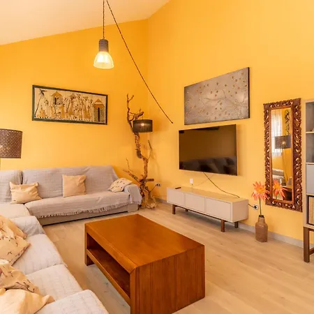 Rentitspain Atico Con Terraza Al Mar En Apartment