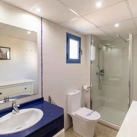 Rentitspain Atico Con Terraza Al Mar En Apartment *