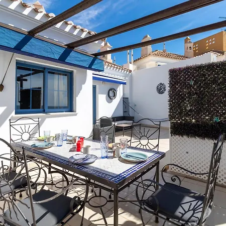 Rentitspain Atico Con Terraza Al Mar En Apartment