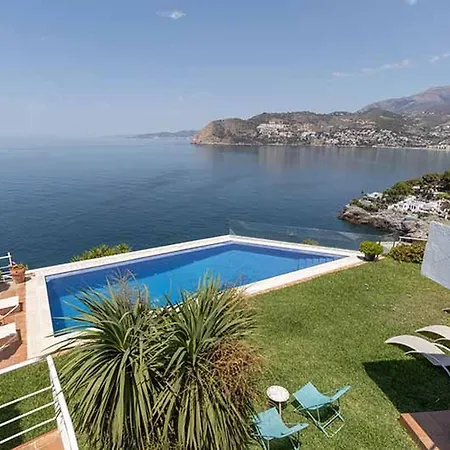 Casa Lumar Holiday home *