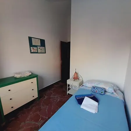 Renovated Townhouse Close To Center Apartment *