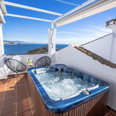Precioso Adosado Con Jacuzzi En Marina Del Almuñécar