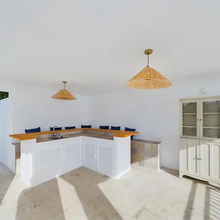 Pinos Villa *
