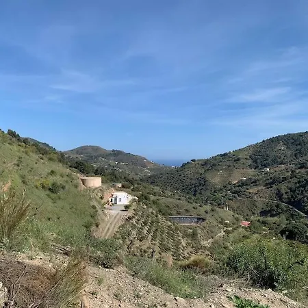 Сasa de vacaciones Golondrinas, Authentic Cortijo In The Hills Of *