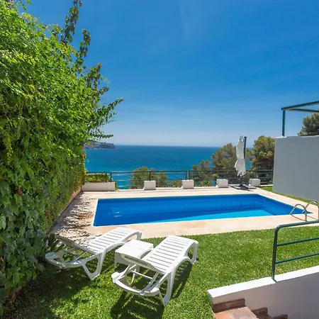 Garden Club Sea Views And Pool *