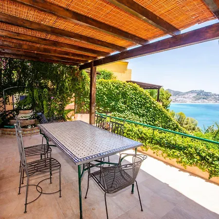 Garden Club Sea Views And Pool Villa