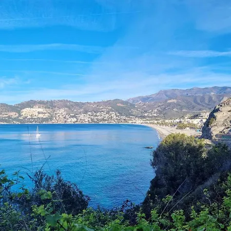La Perla Del Pueblo - 4-Bed Retreat - Pool & Sea Views
