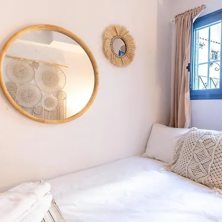 La Perla Del Pueblo - 4-bed Retreat - Pool & Sea Views *