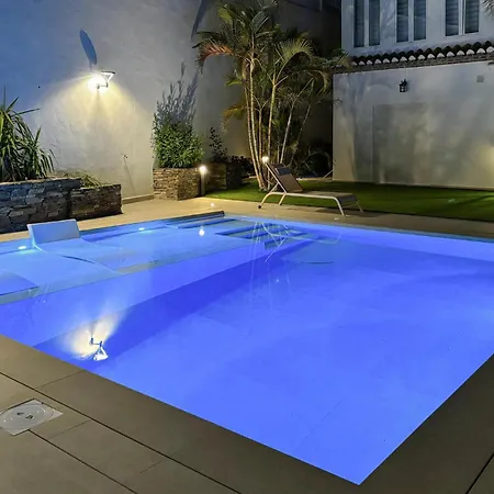 Stunning In With House Sea View Holiday home