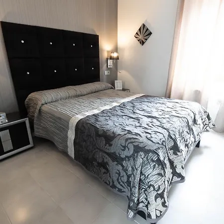 Apartment Ct 383 Gr - Faro's Almuñecar Beachfront For 4 *