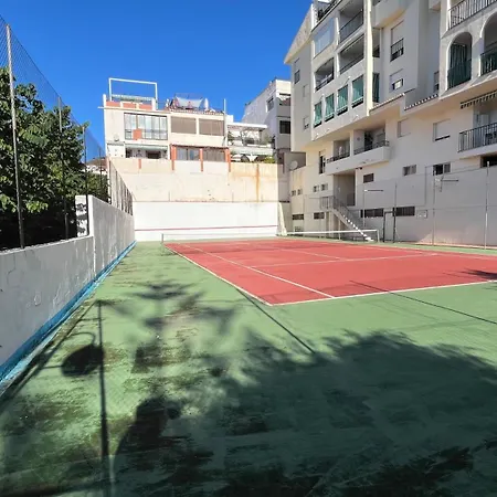 En Con Piscina Comunitaria *