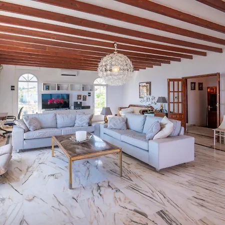 Villa Casa Blanca