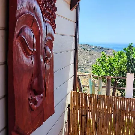 Chalet, Breathtaking Sea View With Large Jacuzzi Holiday home *