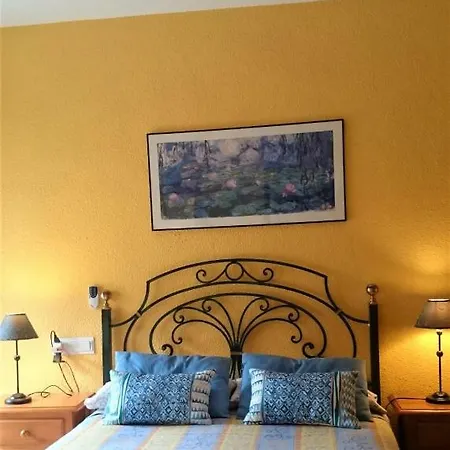 Cozy & Charming