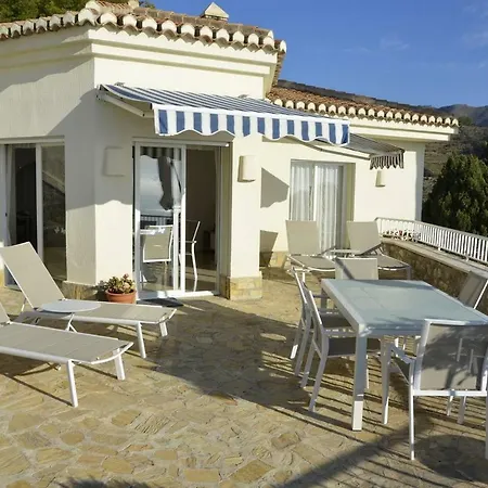 Villa Lemon Tree - Amazing Sea Views *